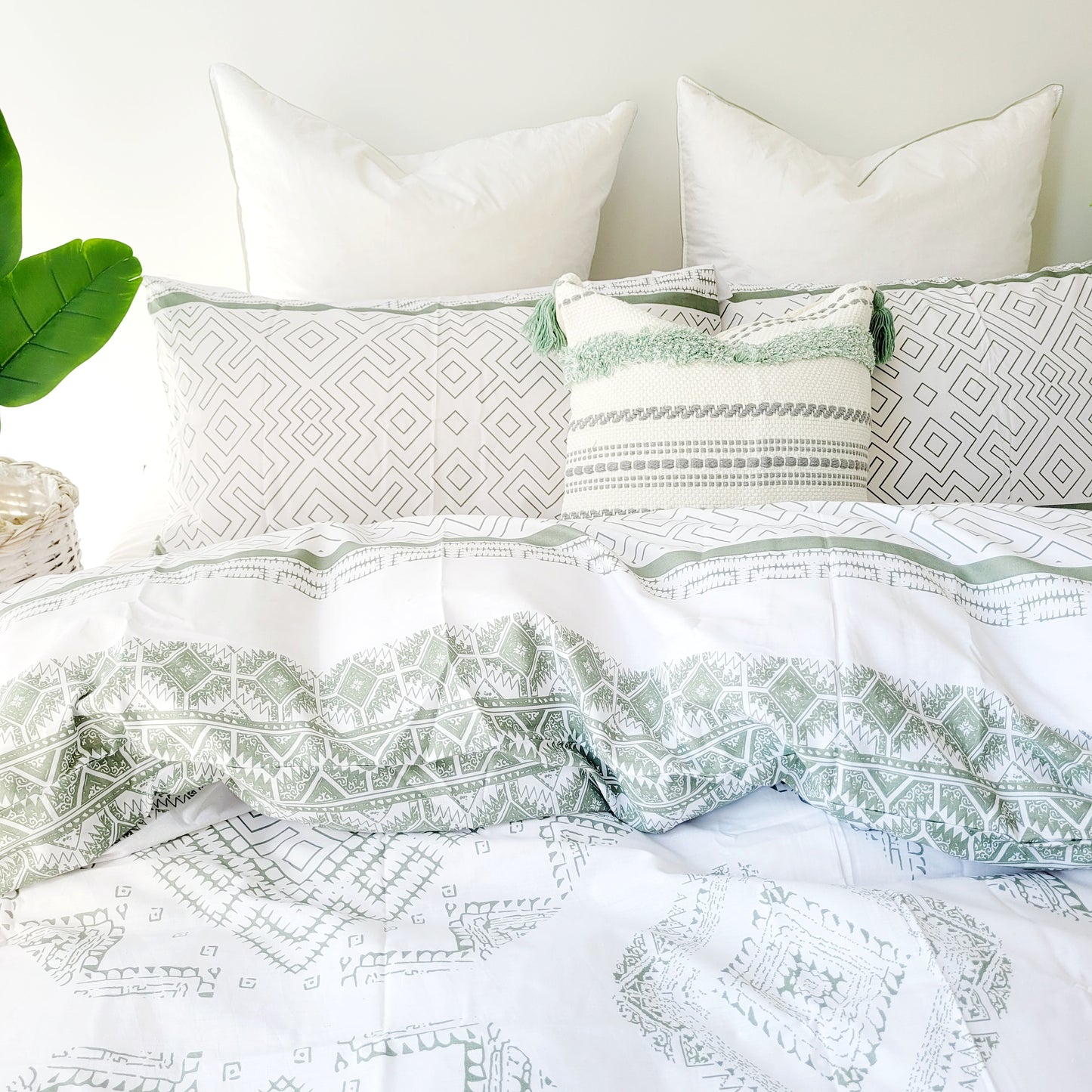 Hampton Sage-Lightweight Warmth with a Polished Look | Pure Cotton