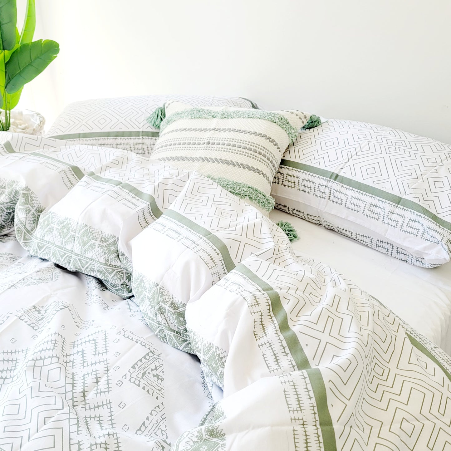 Hampton Sage-Lightweight Warmth with a Polished Look | Pure Cotton