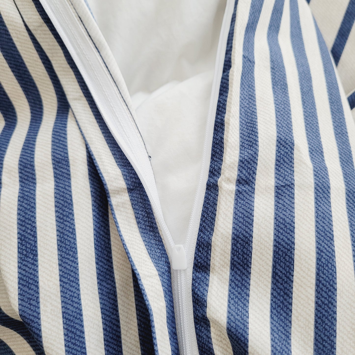 Ava Quilt Cover Set-Moisture-Wicking Fabric in Pure Cotton