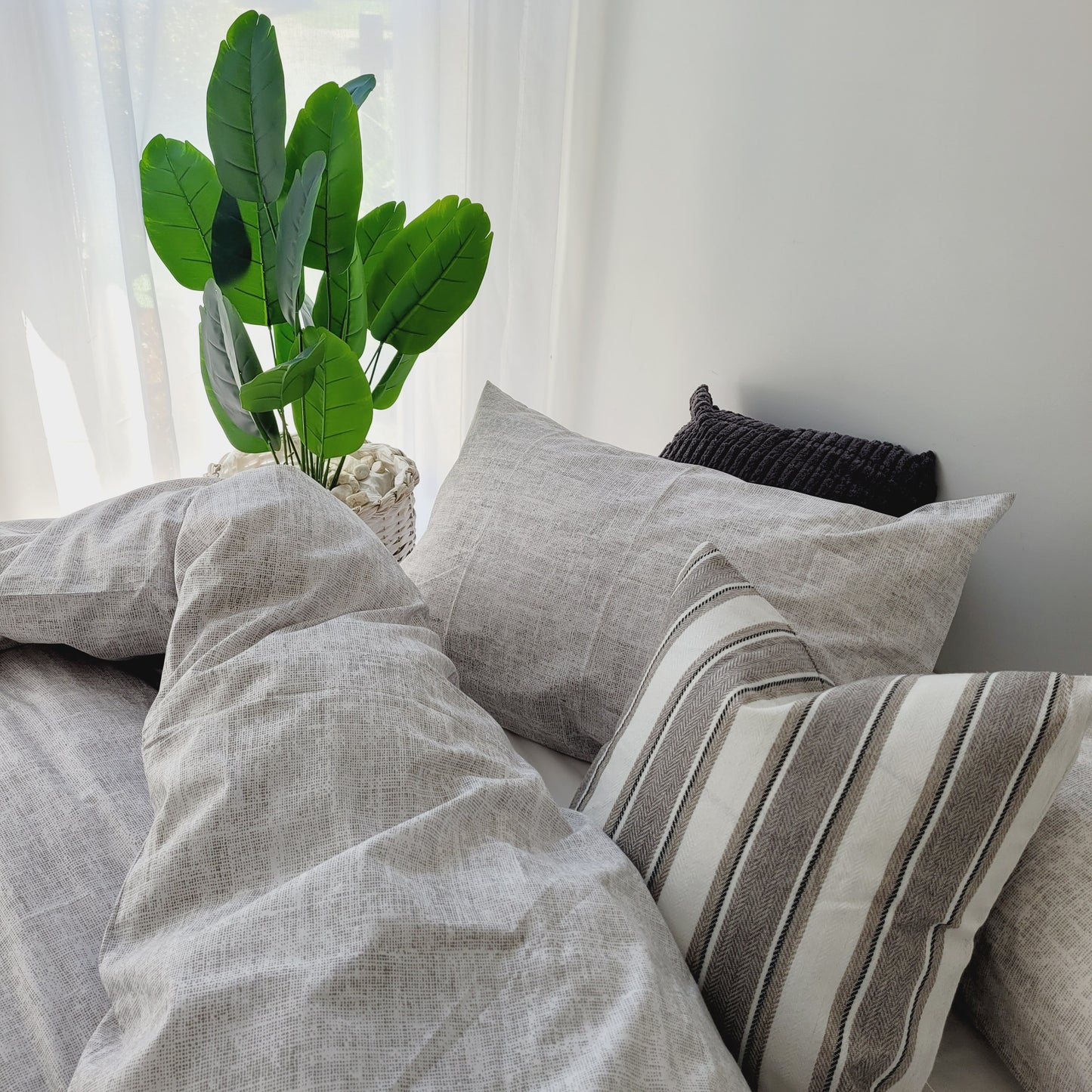 Ana-Eco Living Ultra Light Quilt Cover Set