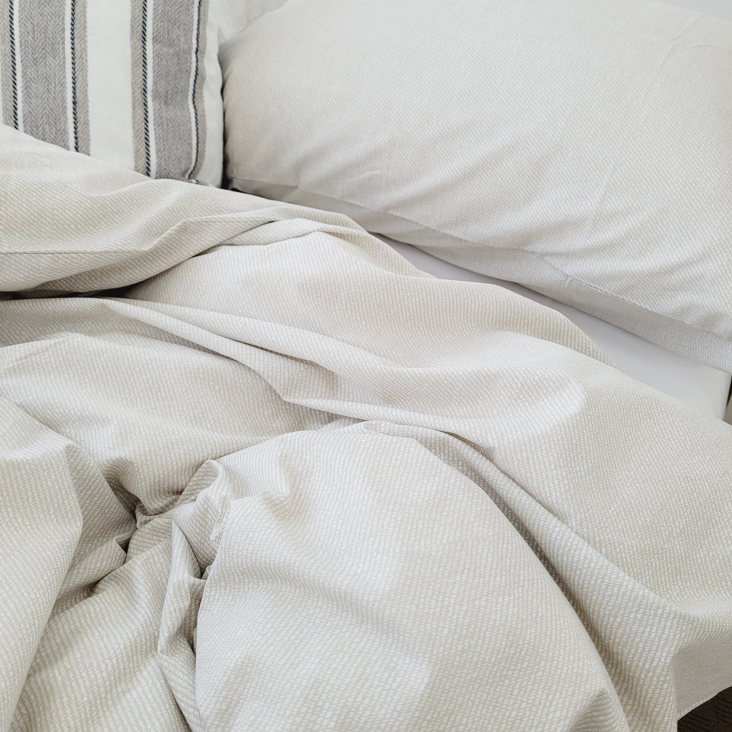 Aria Quilt Cover Set – Soft Cotton with Fade-Resistant Colors