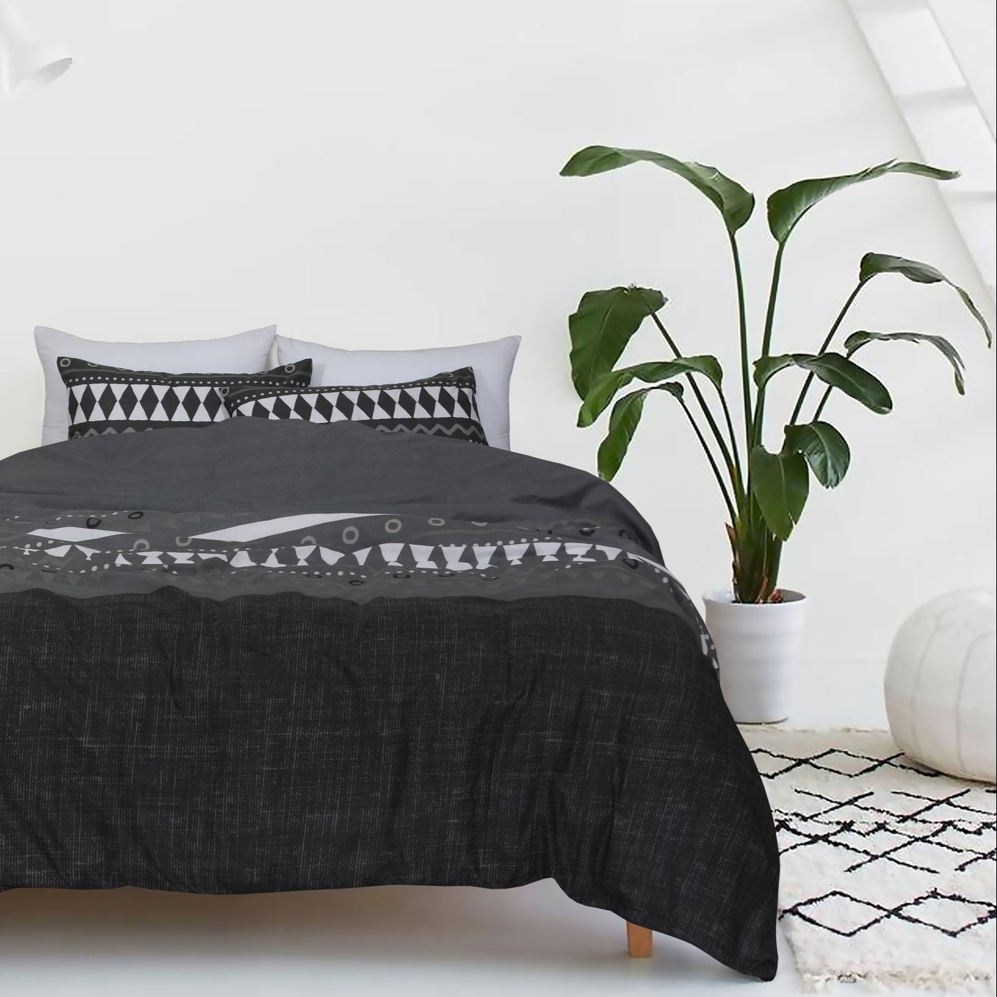 Pisa Black Cotton Quilt Cover Set – Pure Cotton Bedding | Soft, Breathable & Stylish