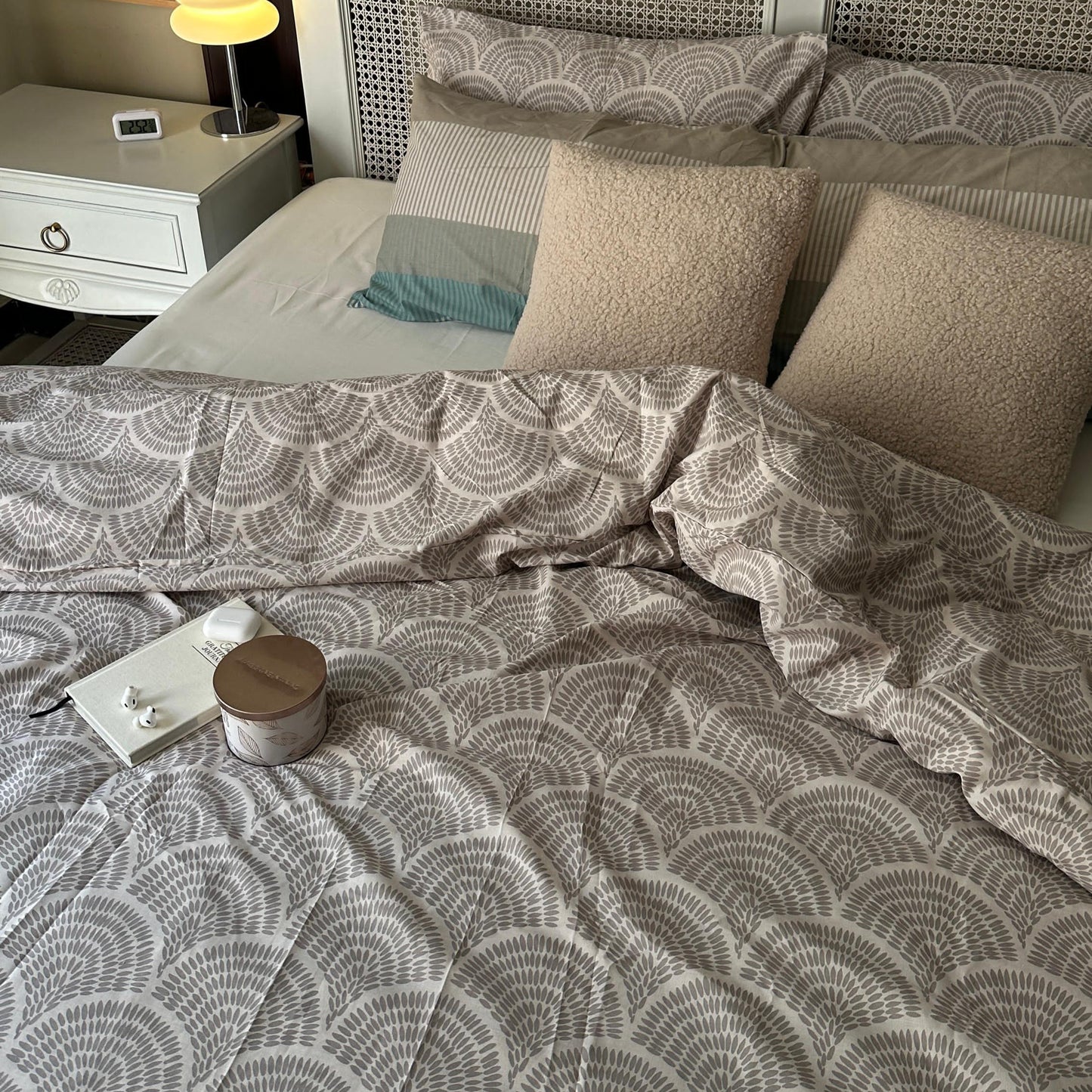 Bella Printed Cotton Quilt Set – Anti-Allergy, Ultra-Soft Bedding