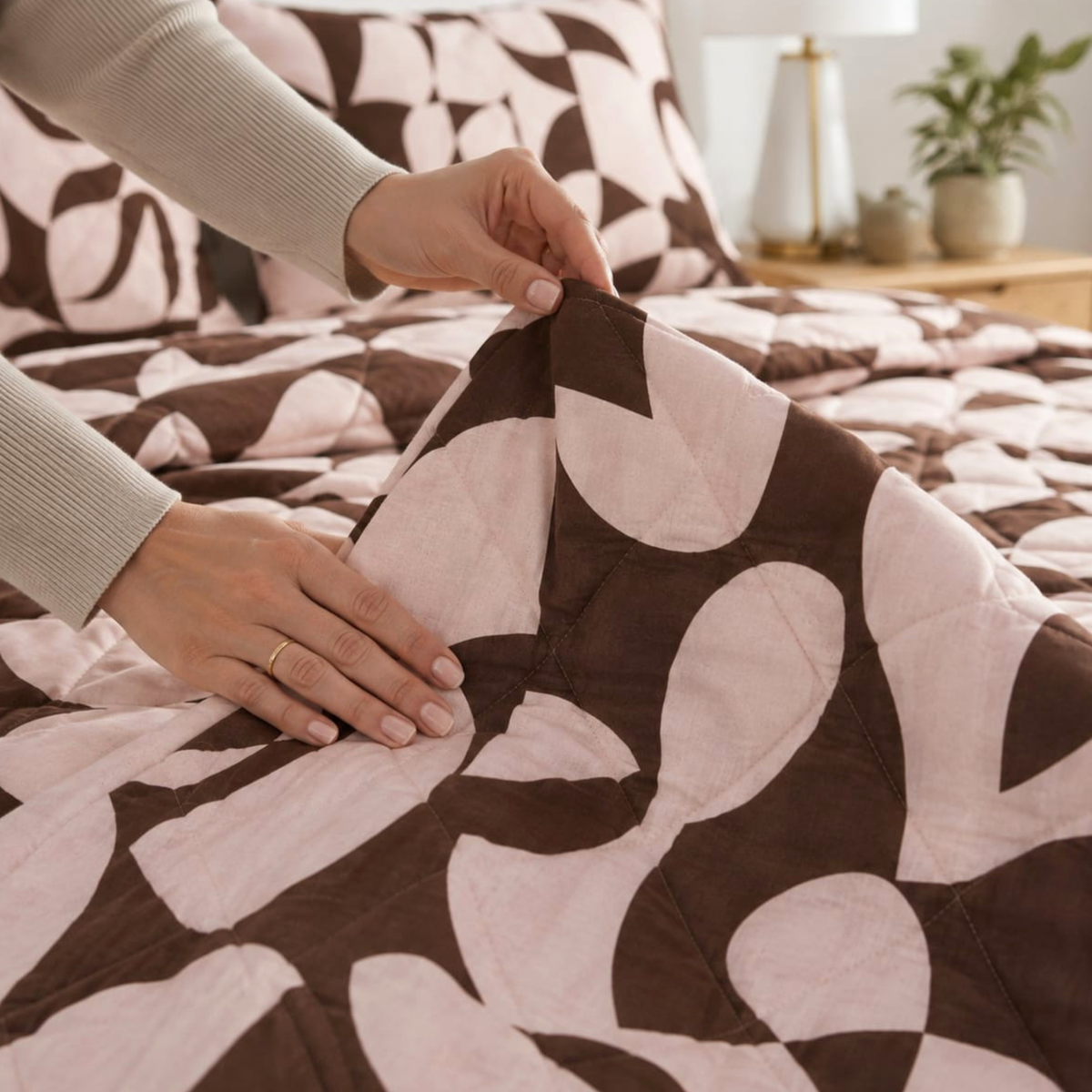 Scandi Rosewood Bedspread Set