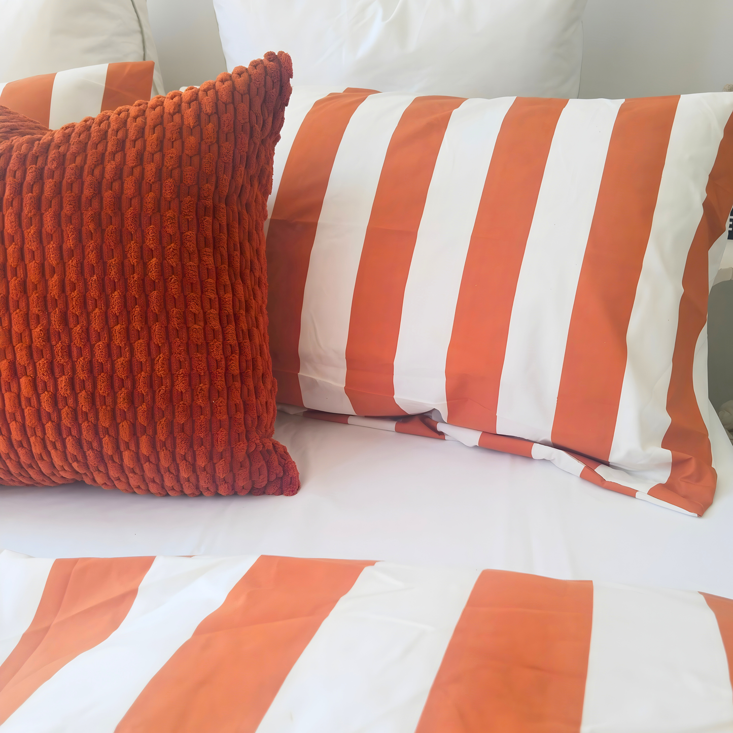 Rust Strix Microfiber Quilt Cover – Ultra-Soft & Luxury Bedding