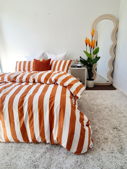 Rust Strix Microfiber Quilt Cover – Ultra-Soft & Luxury Bedding