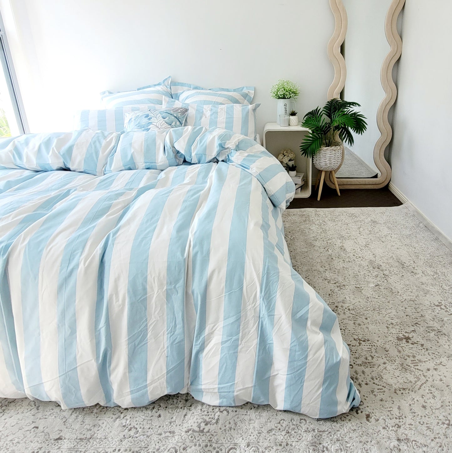 Aqua Strix Microfiber Quilt Cover – Ultra-Soft & Luxury Bedding