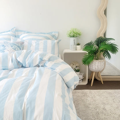 Aqua Strix Microfiber Quilt Cover – Ultra-Soft & Luxury Bedding