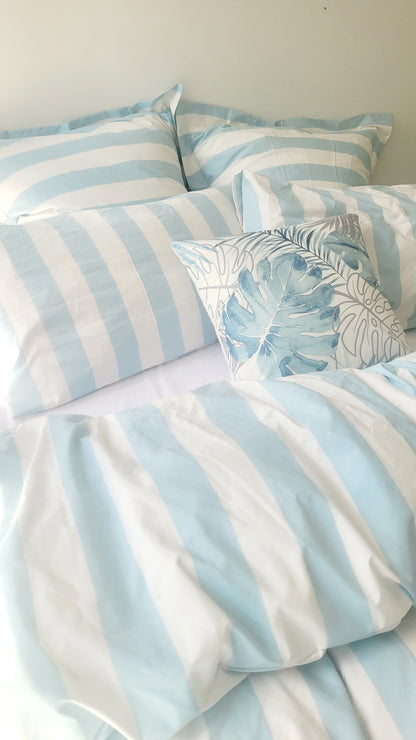 Aqua Strix Microfiber Quilt Cover – Ultra-Soft & Luxury Bedding