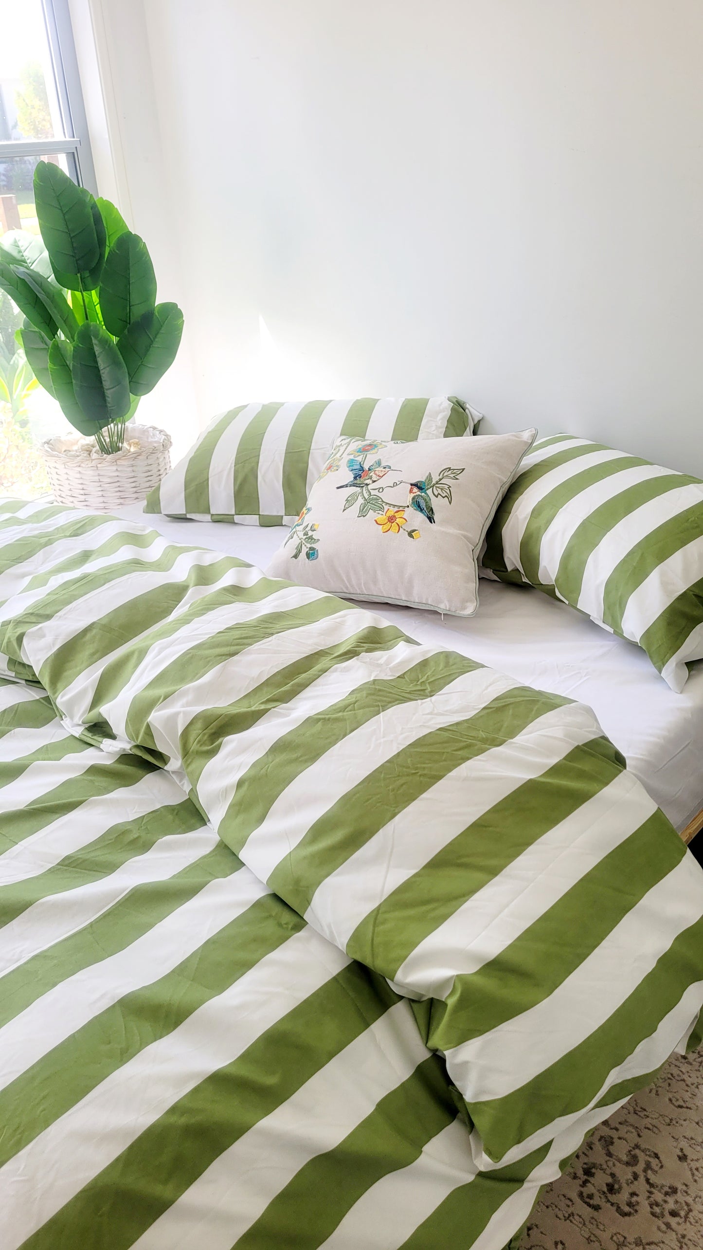 Olive Strix Microfiber Quilt Cover – Ultra-Soft & Luxury Bedding