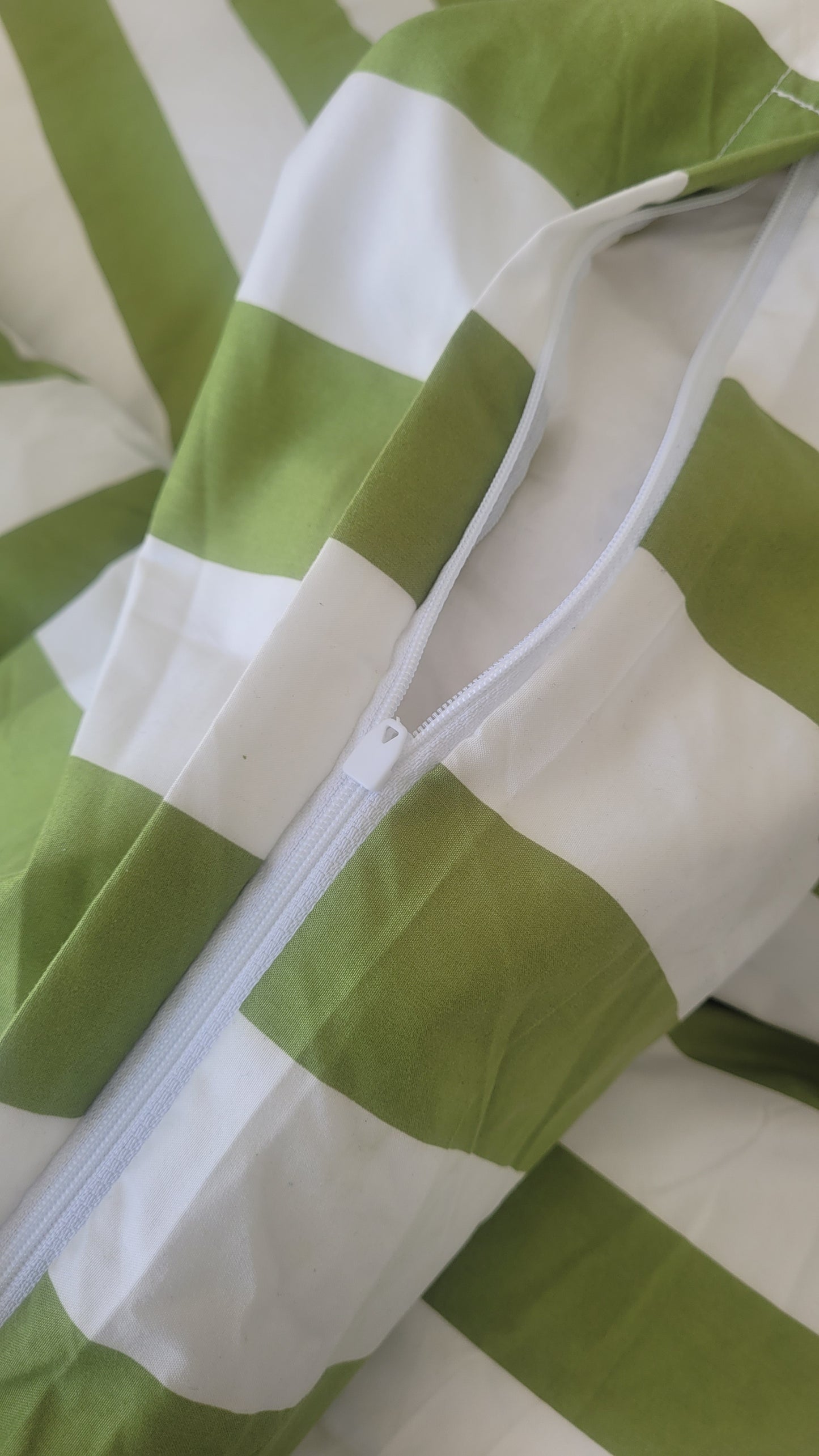 Olive Strix Microfiber Quilt Cover – Ultra-Soft & Luxury Bedding