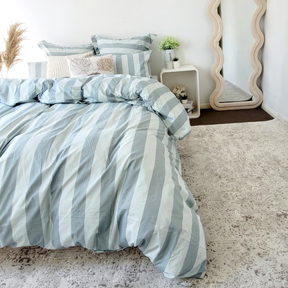 Sage Strix Microfiber Quilt Cover – Ultra-Soft & Luxury Bedding