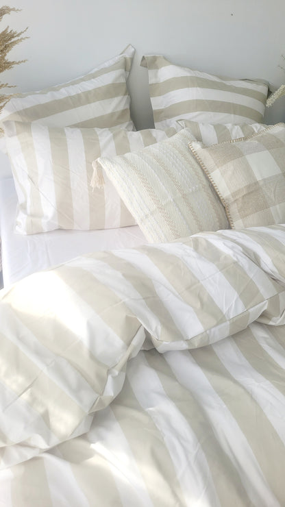 Beige Strix Microfiber Quilt Cover – Ultra-Soft & Luxury Bedding