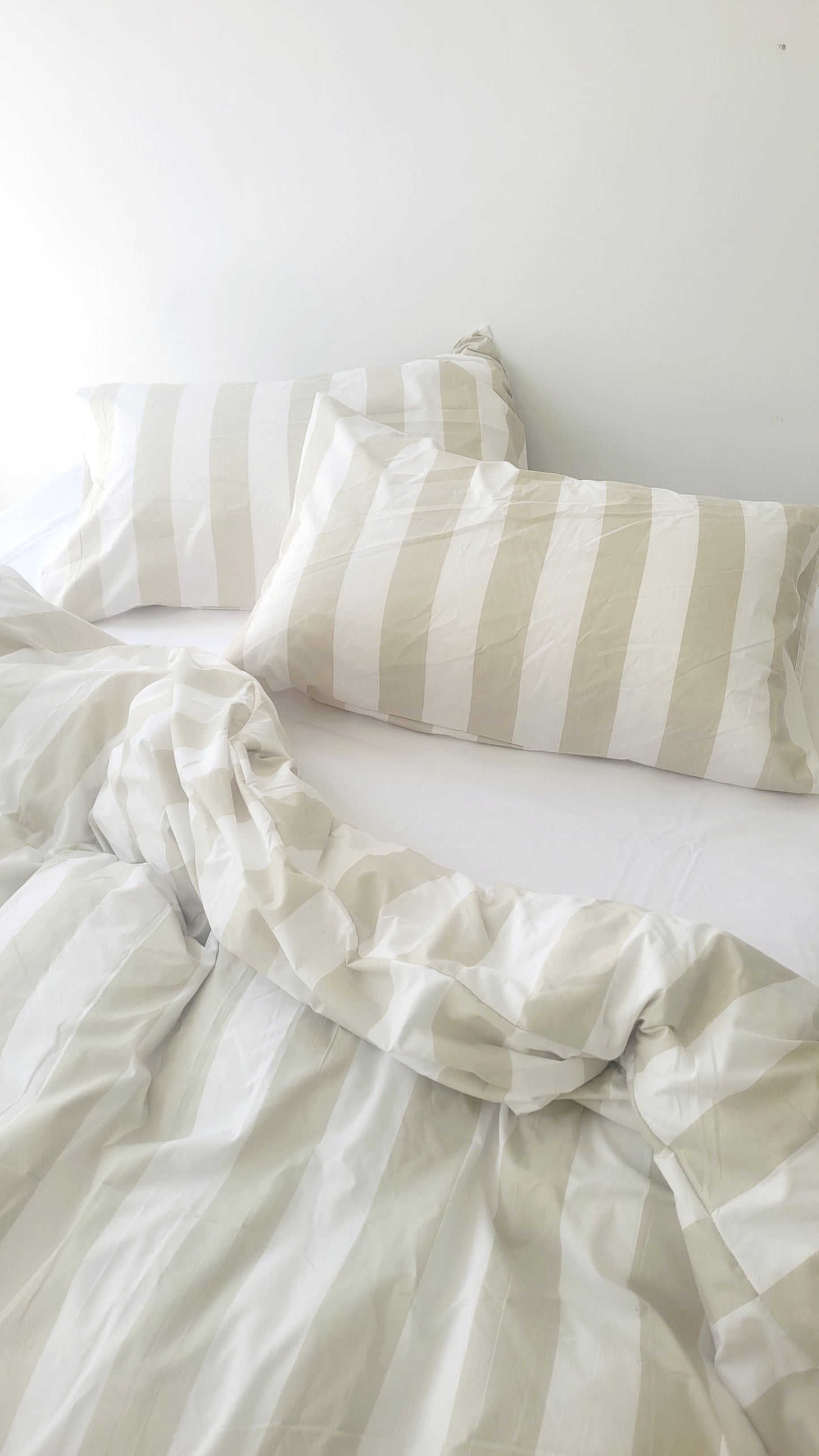 Beige Strix Microfiber Quilt Cover – Ultra-Soft & Luxury Bedding