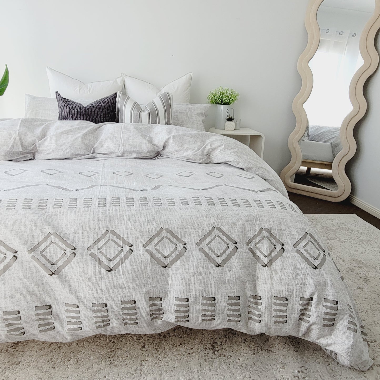 Ana-Eco Living Ultra Light Quilt Cover Set