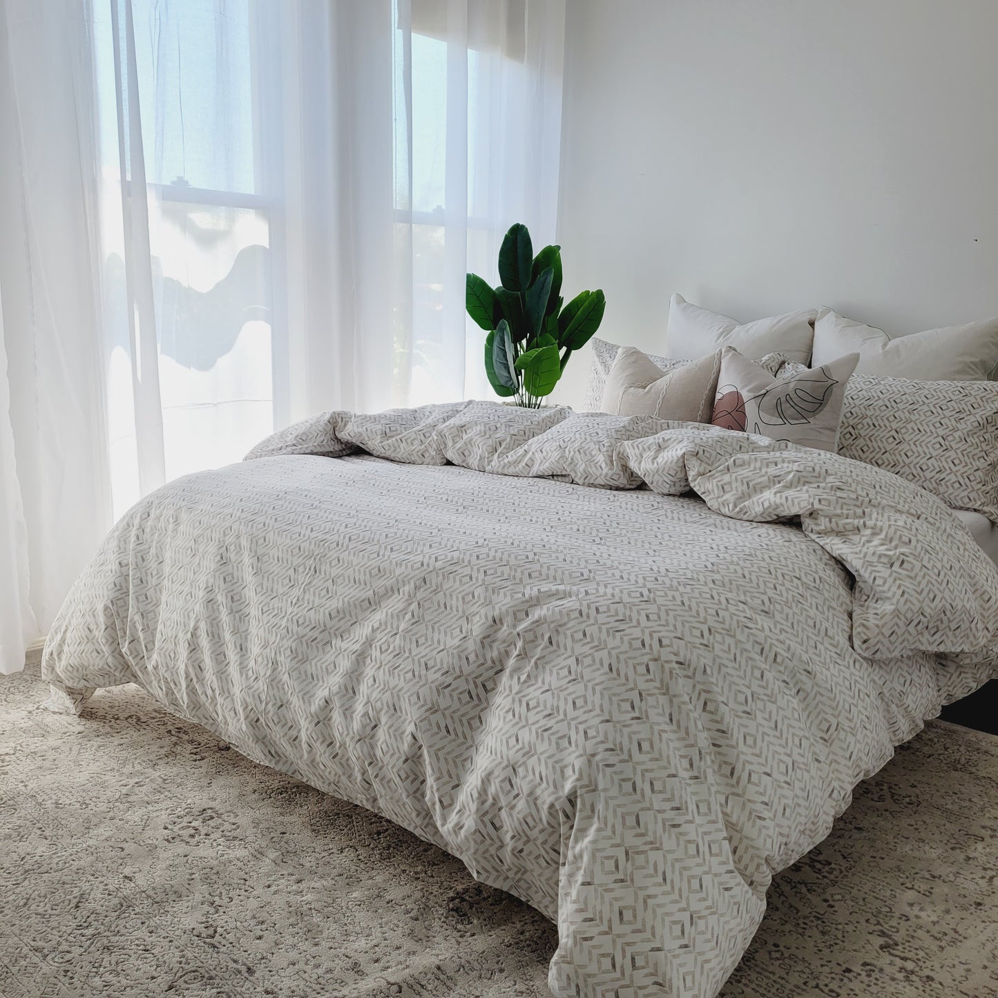 Belinda Quilt Cover Set-Moisture-Wicking Fabric in Pure Cotton