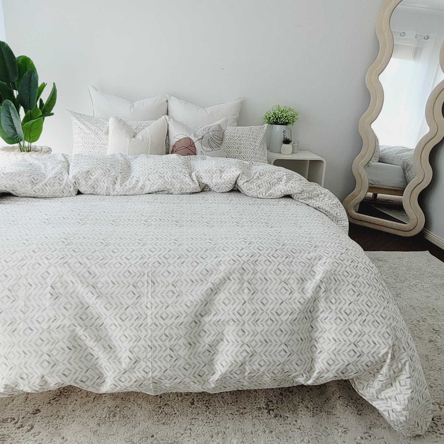 Belinda Quilt Cover Set-Moisture-Wicking Fabric in Pure Cotton