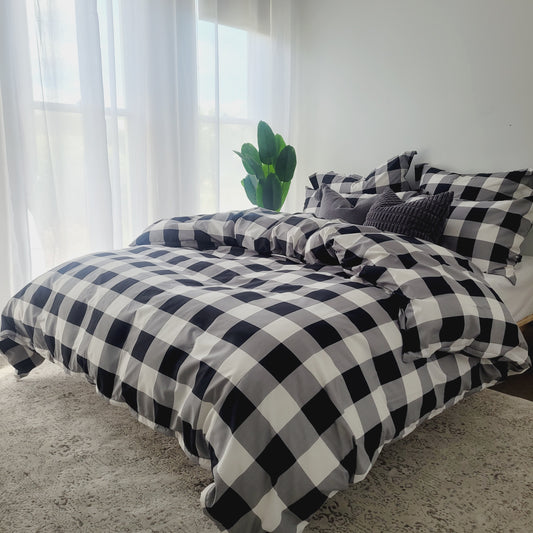 Black Grid-Quilt Cover Set