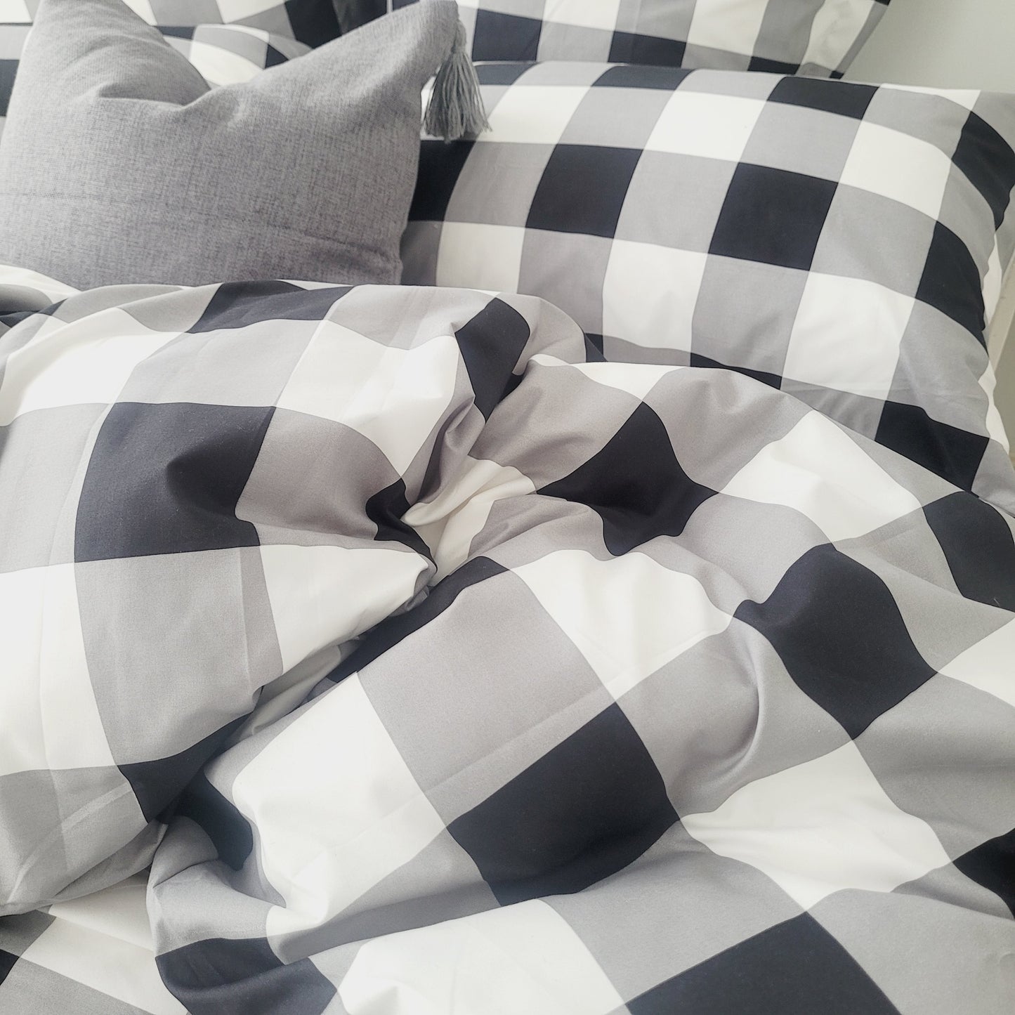 Black Grid-Quilt Cover Set