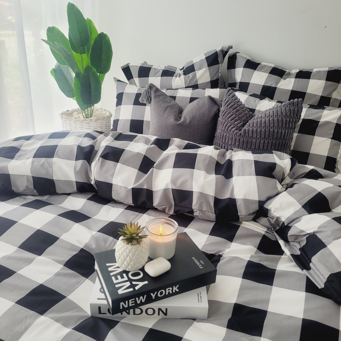 Black Grid-Quilt Cover Set