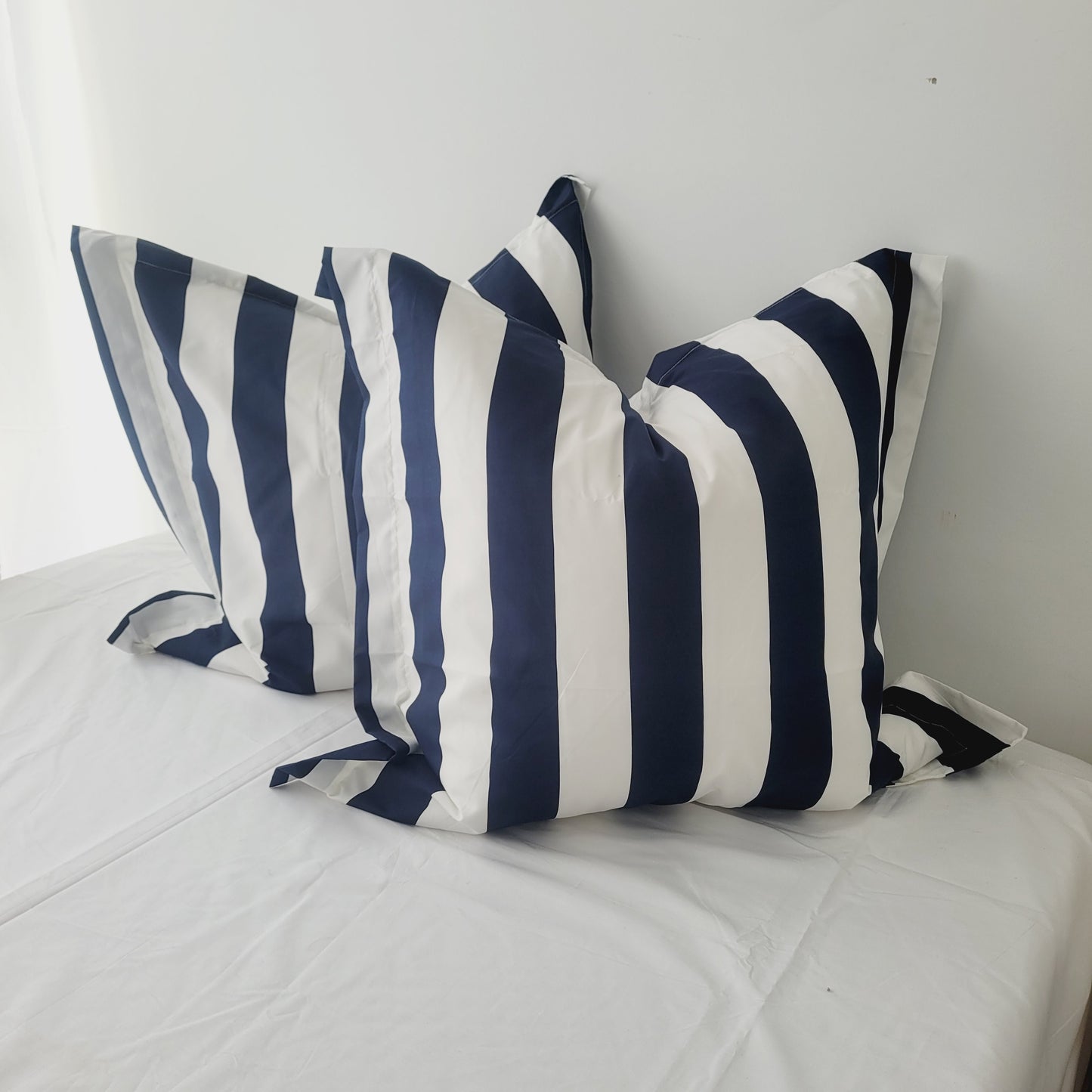 Navy Strix Microfiber Quilt Cover – Ultra-Soft & Luxury Bedding