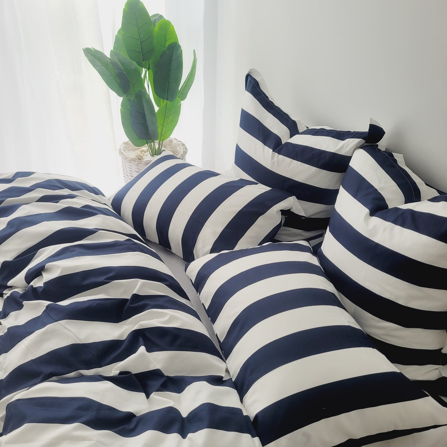 Navy Strix Microfiber Quilt Cover – Ultra-Soft & Luxury Bedding