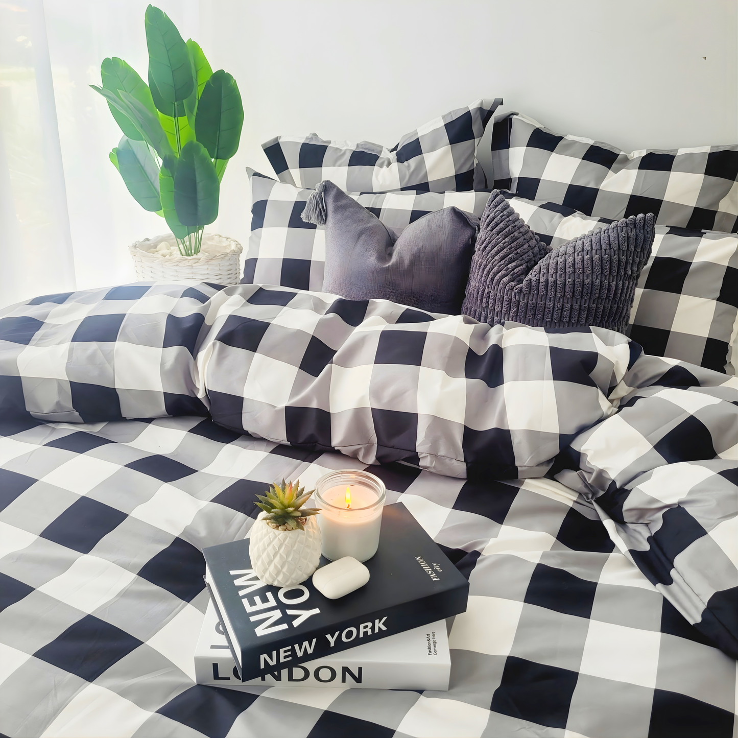 Black Grid Quilt Cover Set|Smooth Touch Fabric with Breathable Comfort