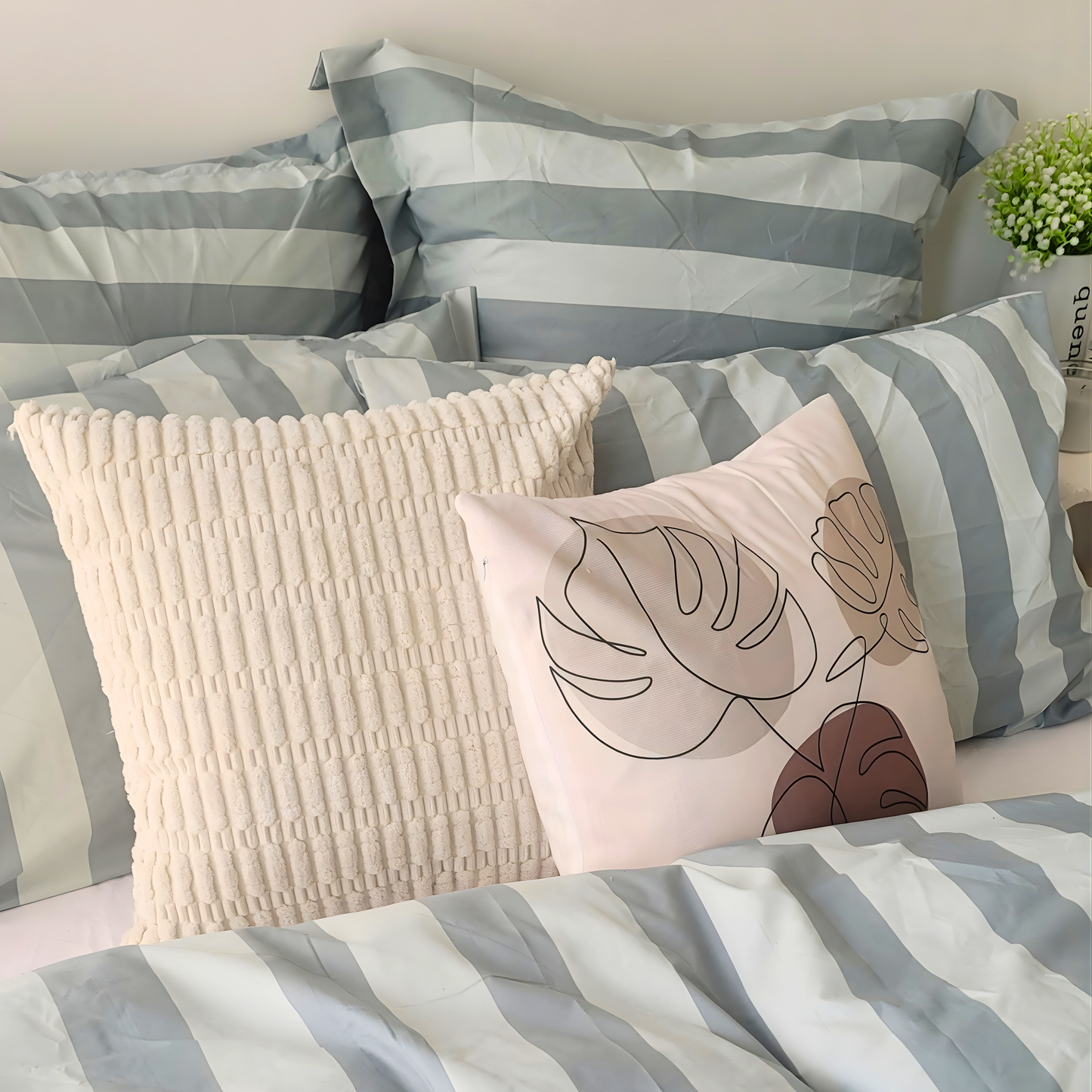 Sage Strix Microfiber Quilt Cover – Ultra-Soft & Luxury Bedding