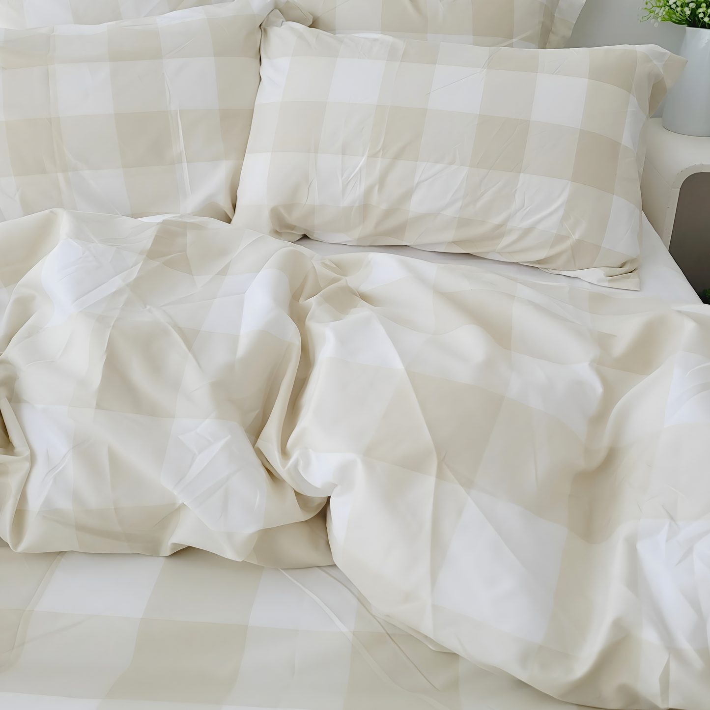 Beige Grid Quilt Cover Set-Ultra-Smooth Feel & Breathable Comfort