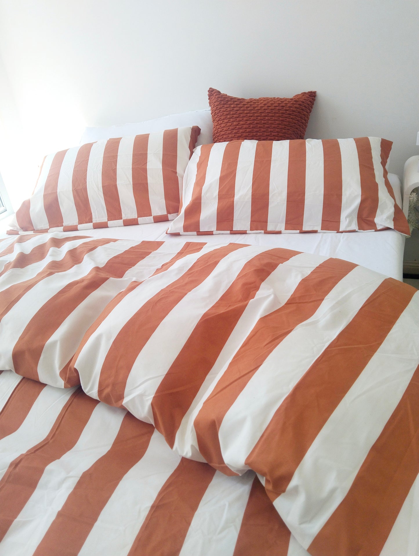 Rust Strix Microfiber Quilt Cover – Ultra-Soft & Luxury Bedding