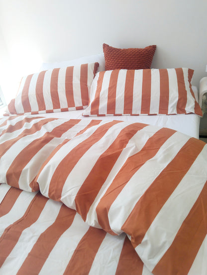 Rust Strix Microfiber Quilt Cover – Ultra-Soft & Luxury Bedding
