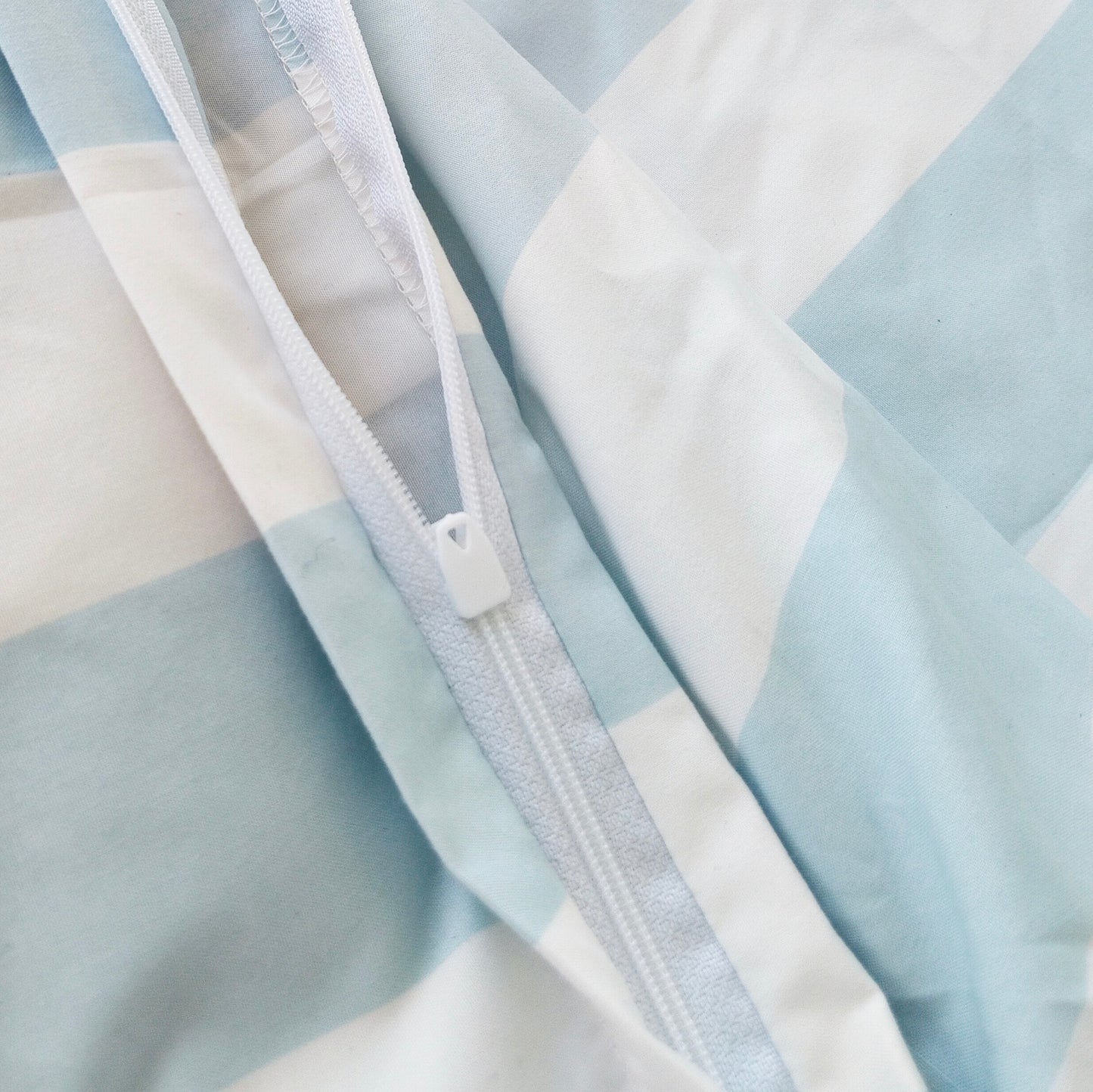 Aqua Strix Microfiber Quilt Cover – Ultra-Soft & Luxury Bedding